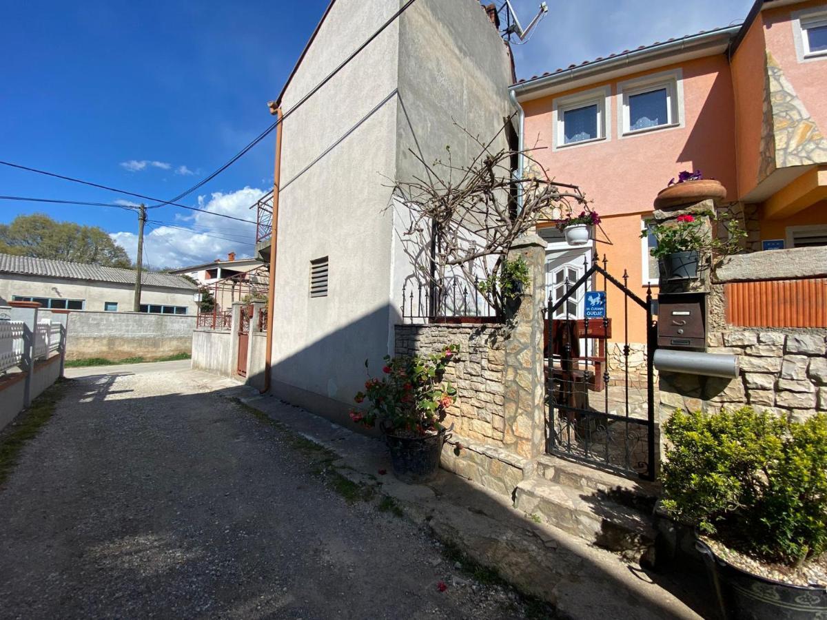Studio Apartment Elsa Galizana Luaran gambar